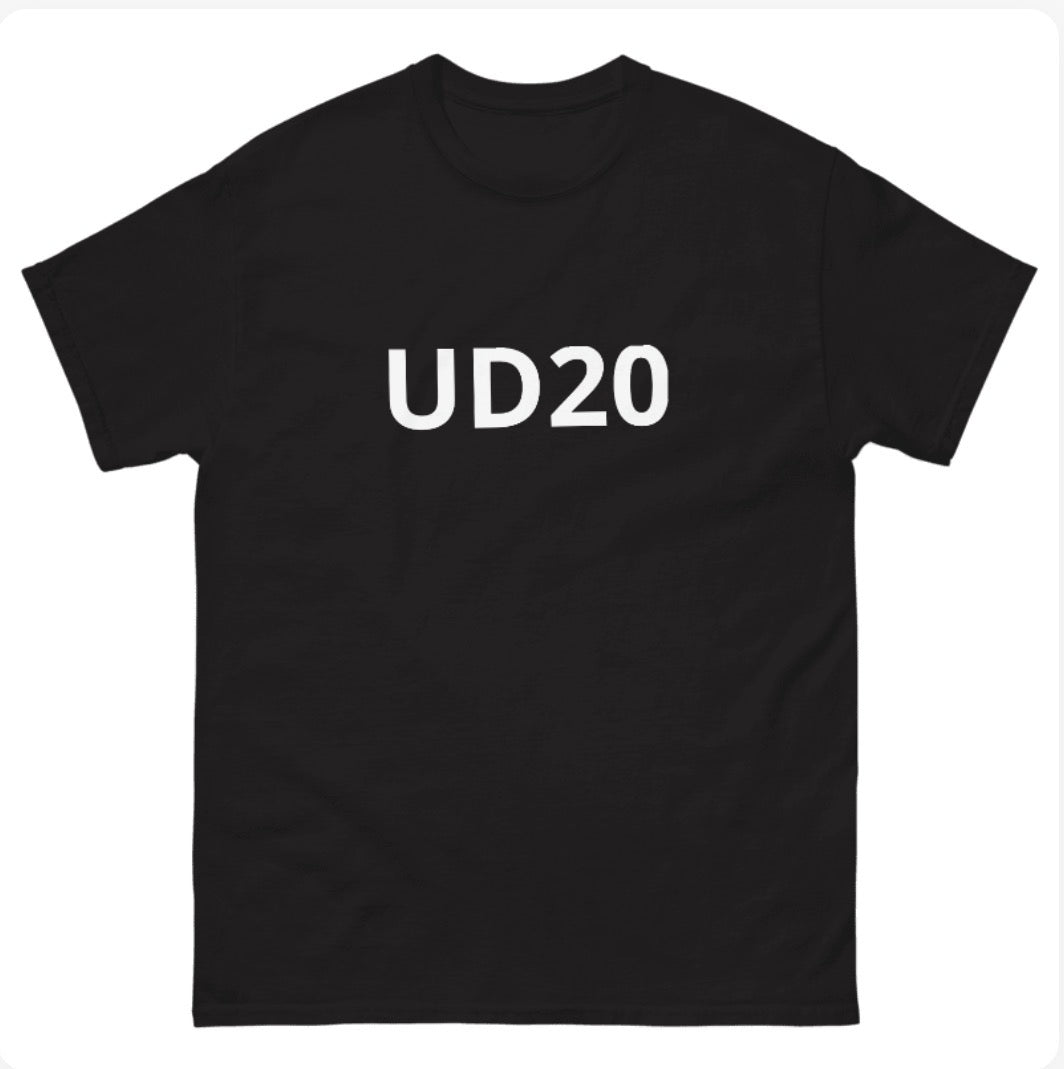 UD20 print Tee